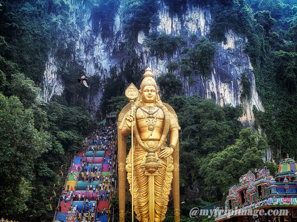 The entrance to Batu Caves (1)