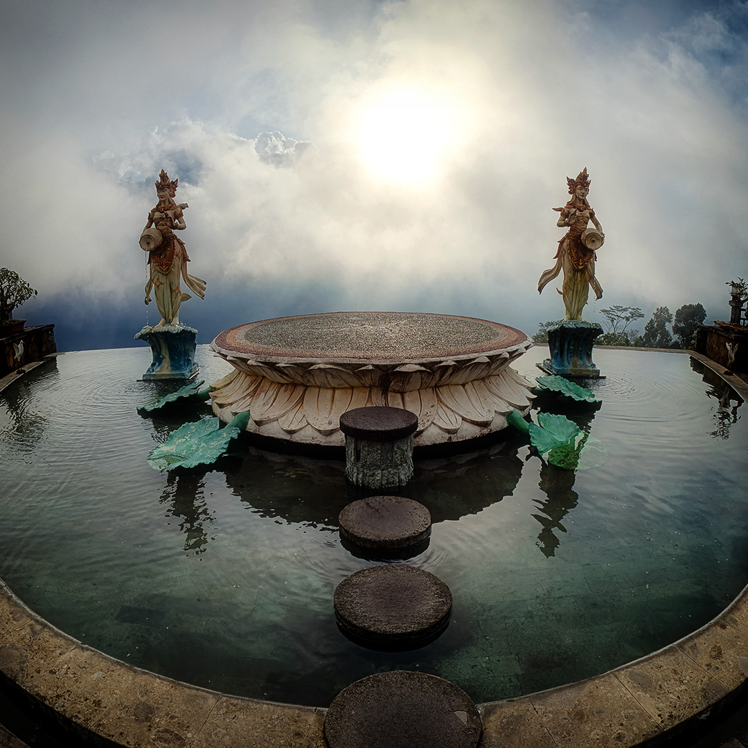 viewpoint at Lempuyang Temple