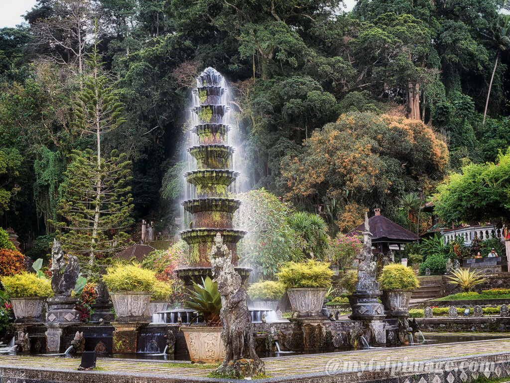 Tirta Gangga (7)