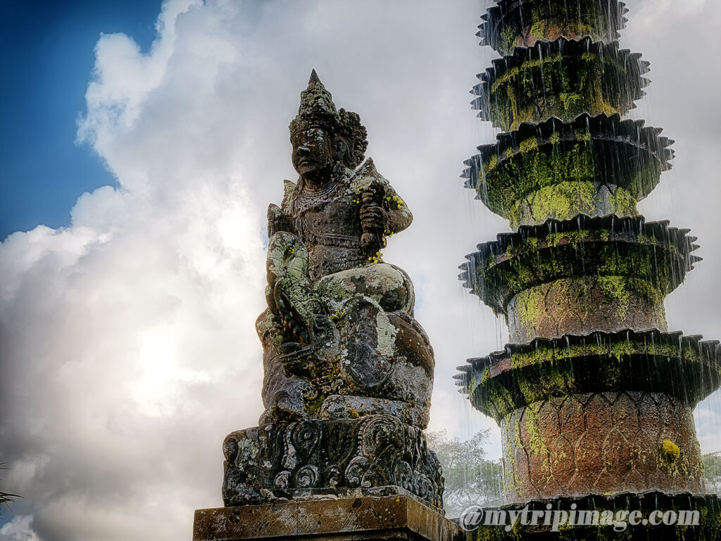 Tirta Gangga (8)
