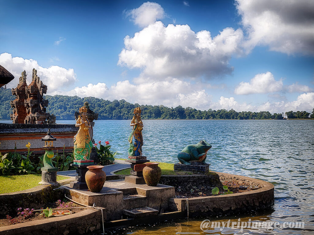 Ulun Danu Beratan Temple (8)