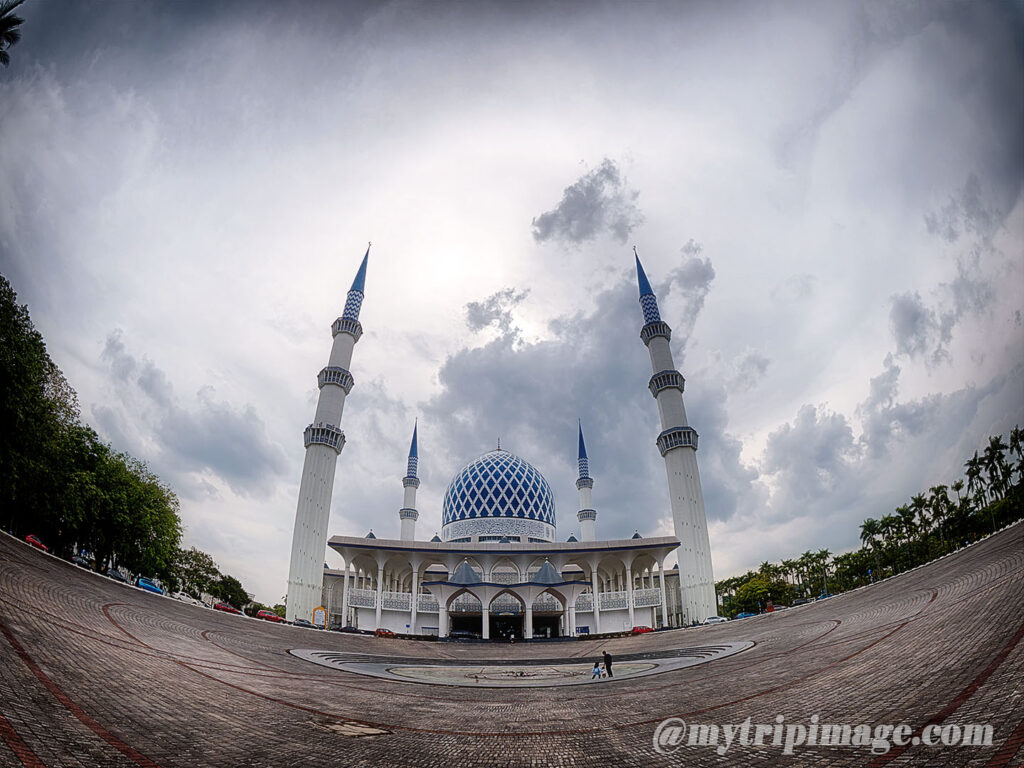 Sultan Salahuddin Abdul Aziz Shah Mosque(3)