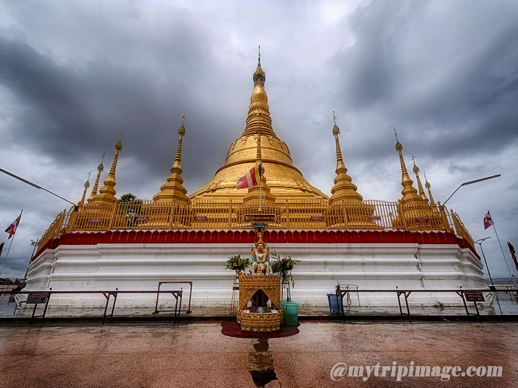 Tachileik Shwedagon Pagoda (2)