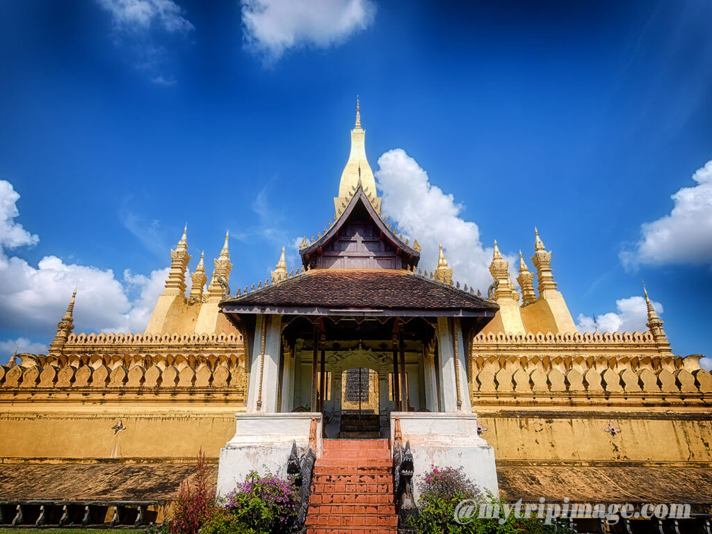 Pha That Luang (3)