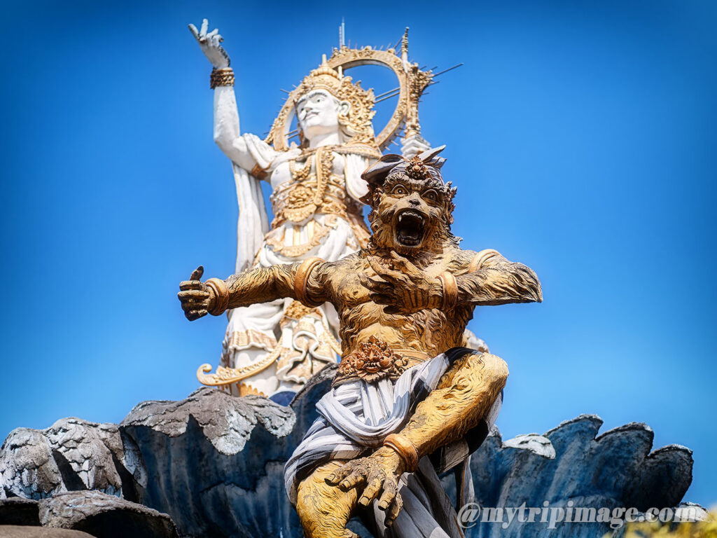 Titi Banda Statue (4)