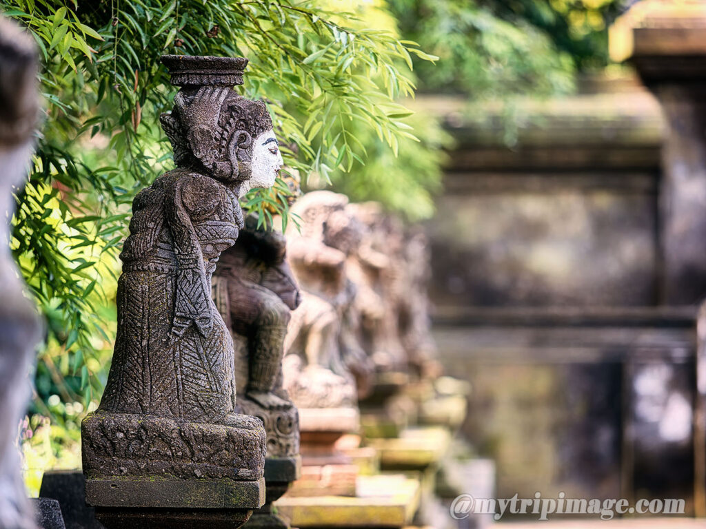 Tirta Empul Temple 08