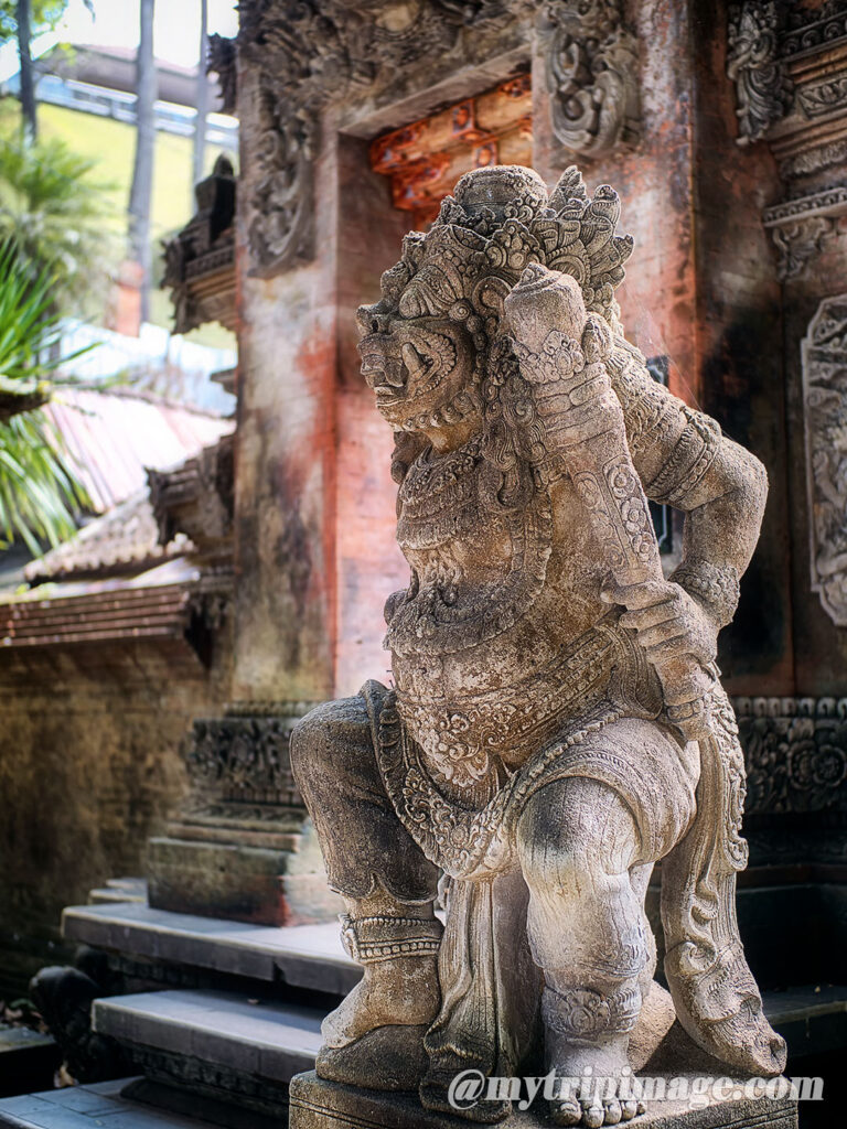 Tirta Empul Temple 11