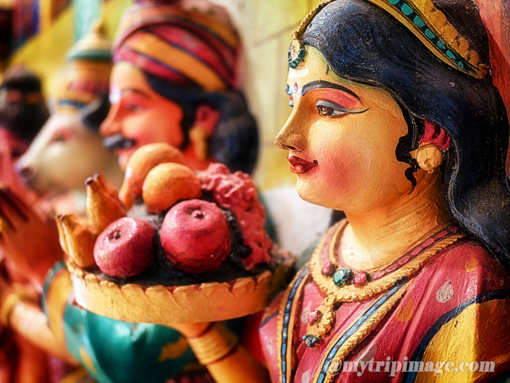 Statues in temples at Batu Caves (7)