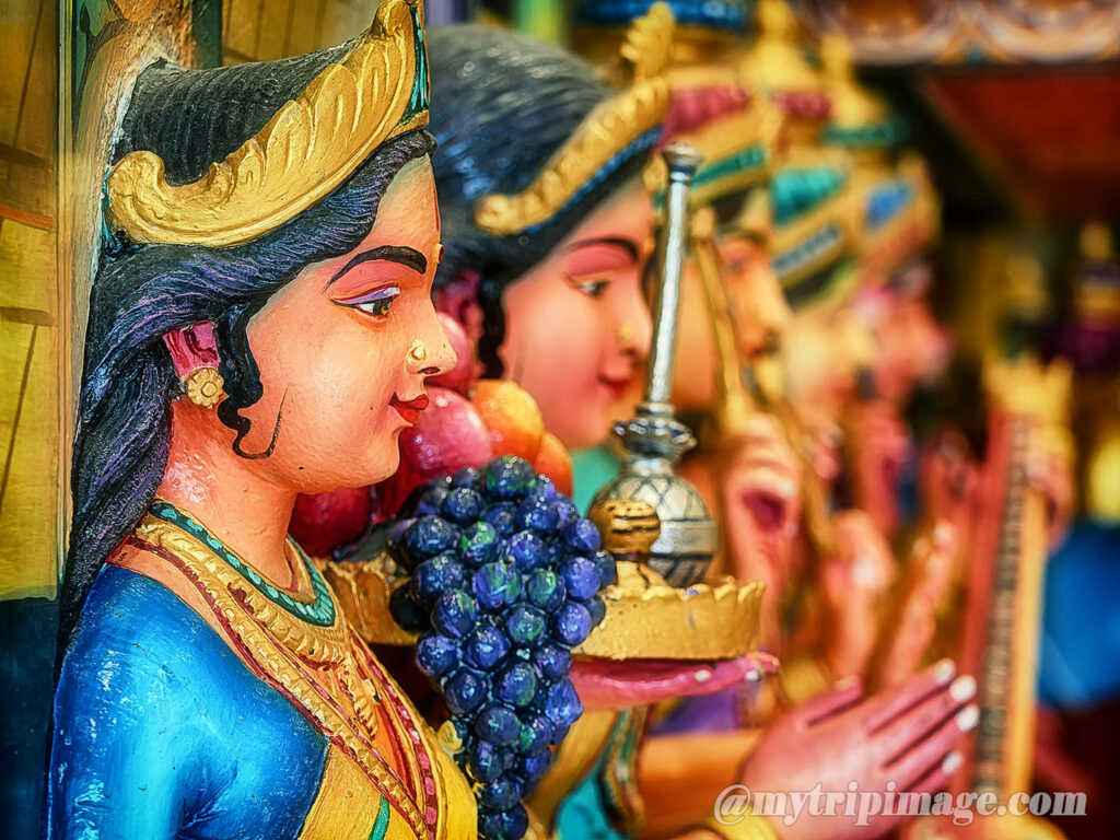 Statues in temples at Batu Caves (9)