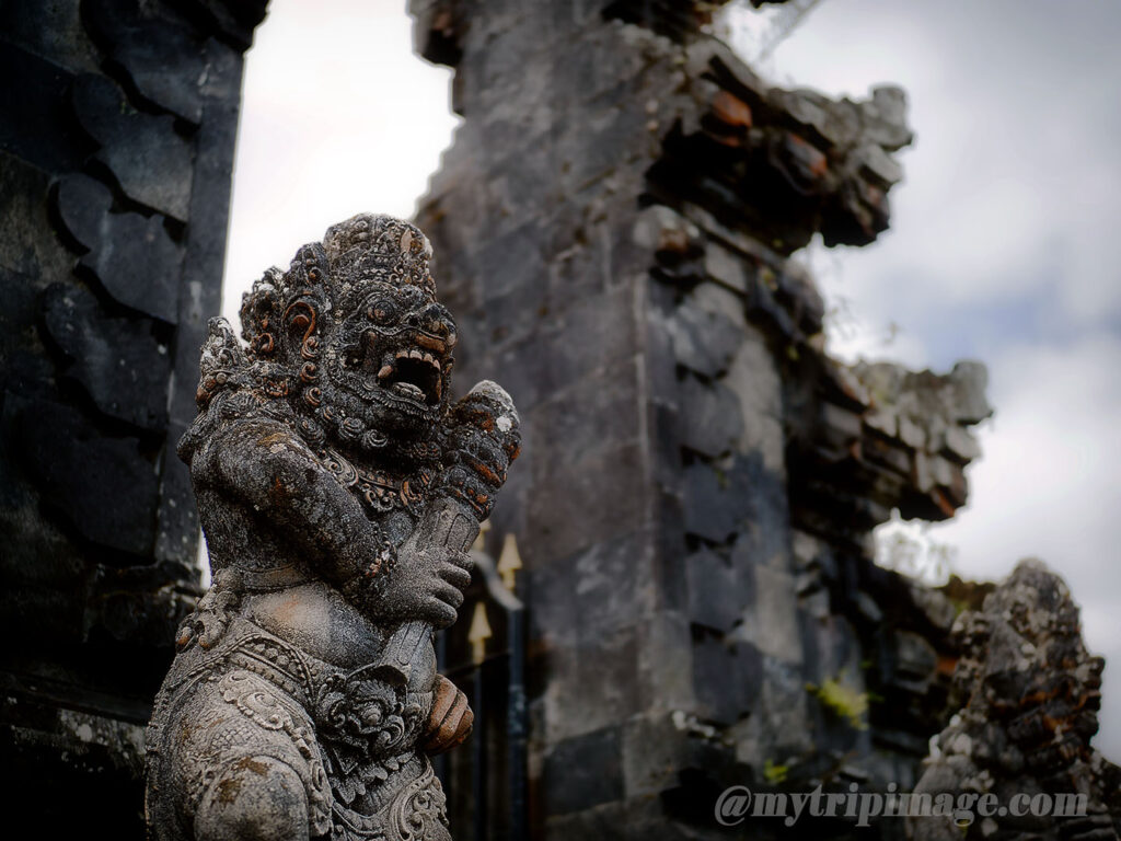 Besakih Temple Page.2 (11)